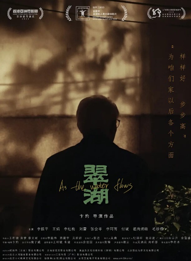 稀有破解整容医院偷拍漂亮妹子脫光背部抽脂任由医生摆布對白清晰 - 奶爸视频